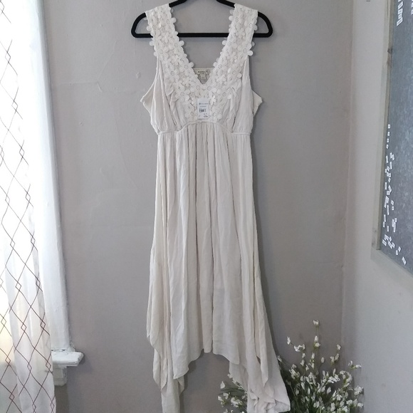 ONE WORLD Dresses & Skirts - One World Boho Flowy Long Crochet Dress